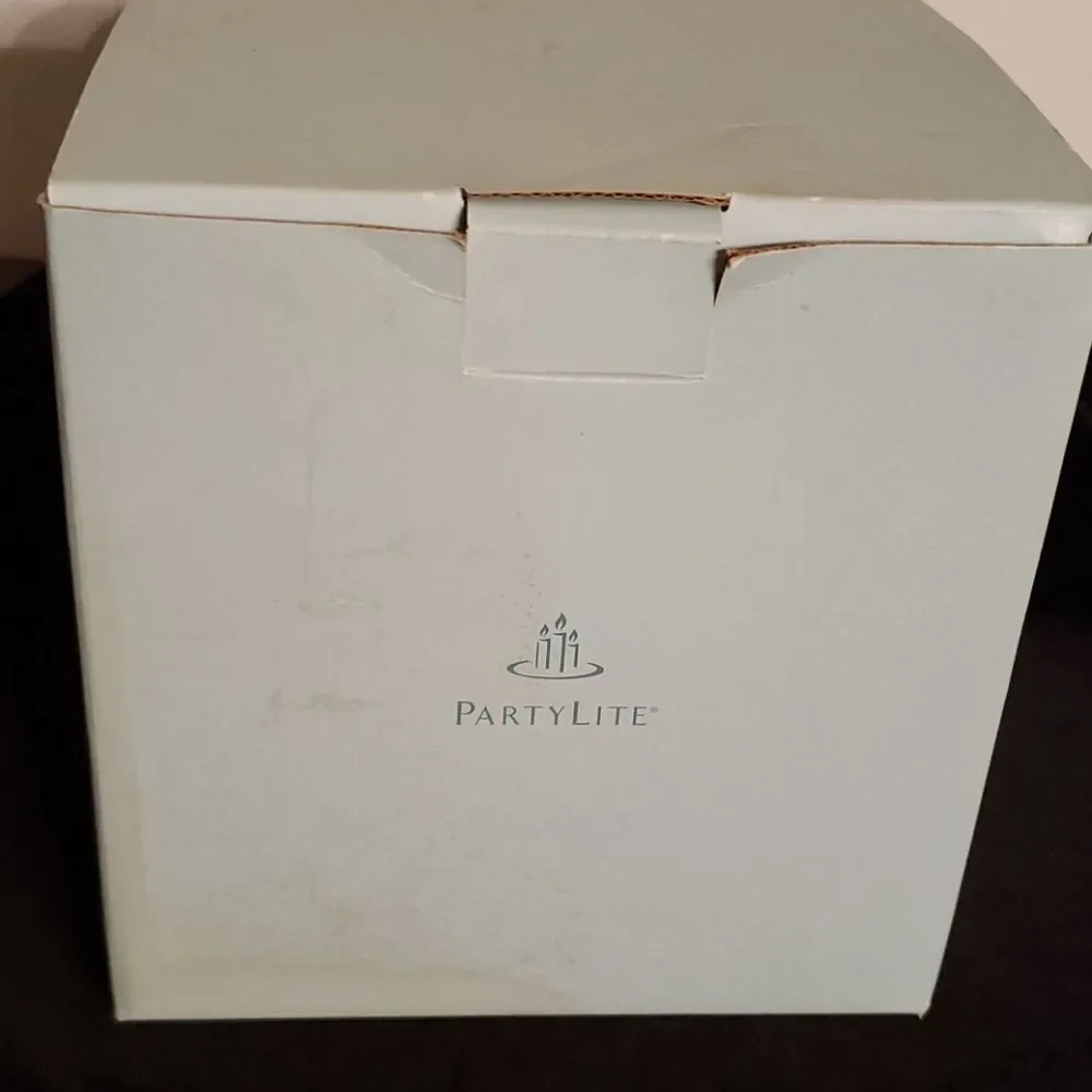 Vintage PartyLite Lively Pillar Holder 2 Pc Set - Picture 9 of 10
